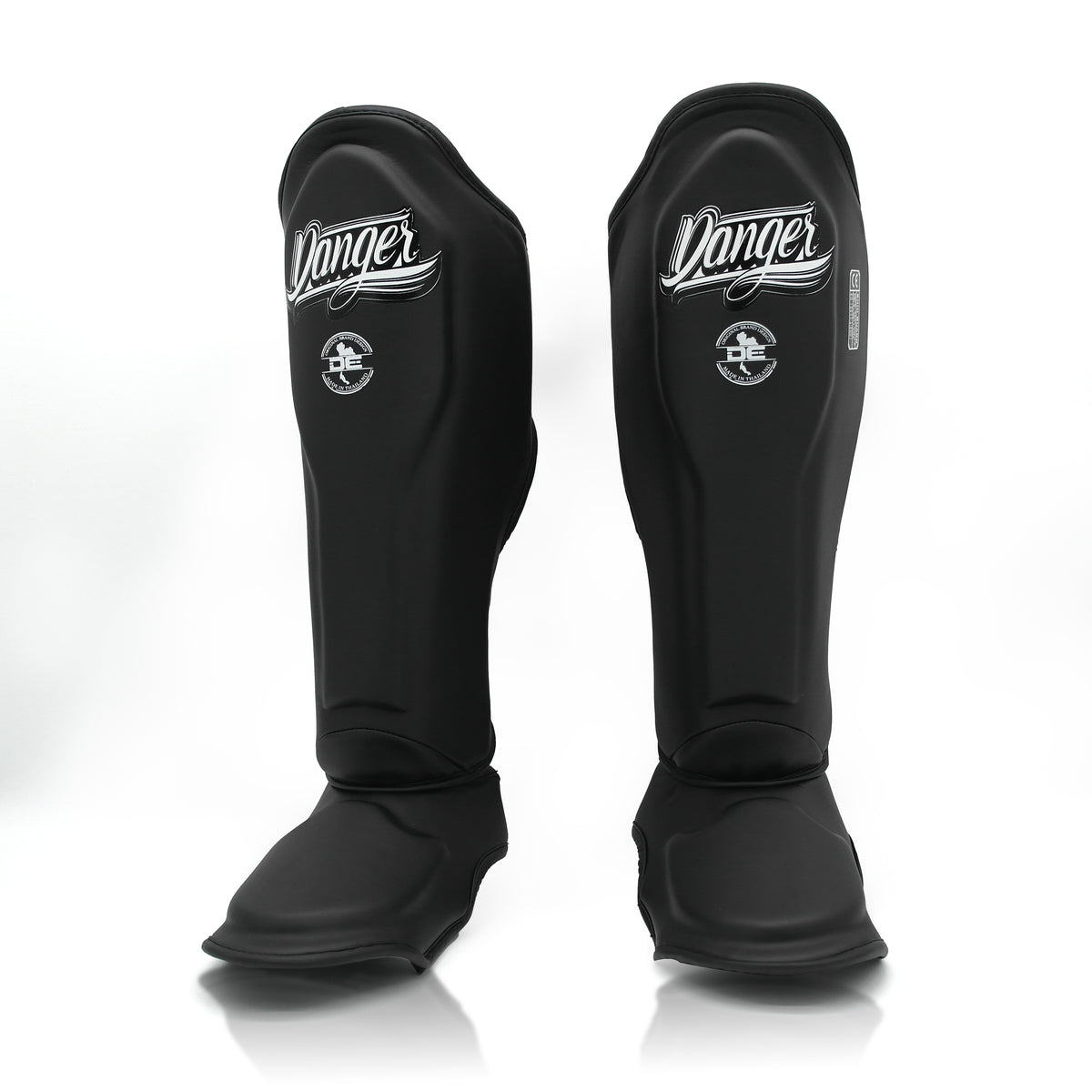 DANGER Shin Guards Supermax Black