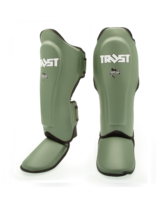 TRUST Shin Guards Icon Army Green