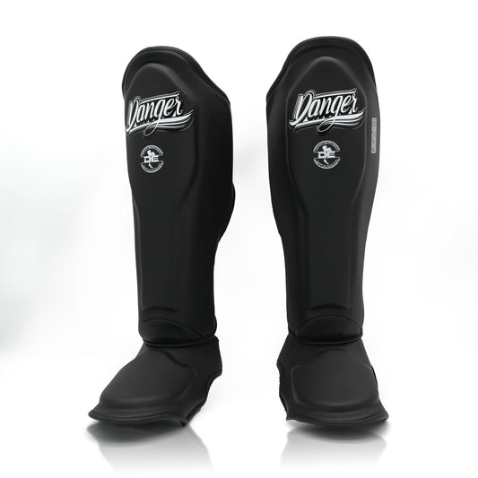 DANGER Shin Guards Supermax Black